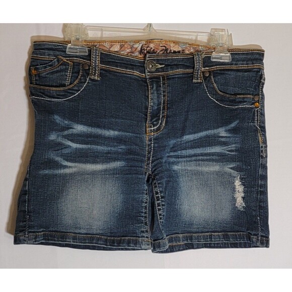 Ariya Embroidered Distressed Mid Rise Denim Shorts Womens 11 / 12 - Picture 1 of 5